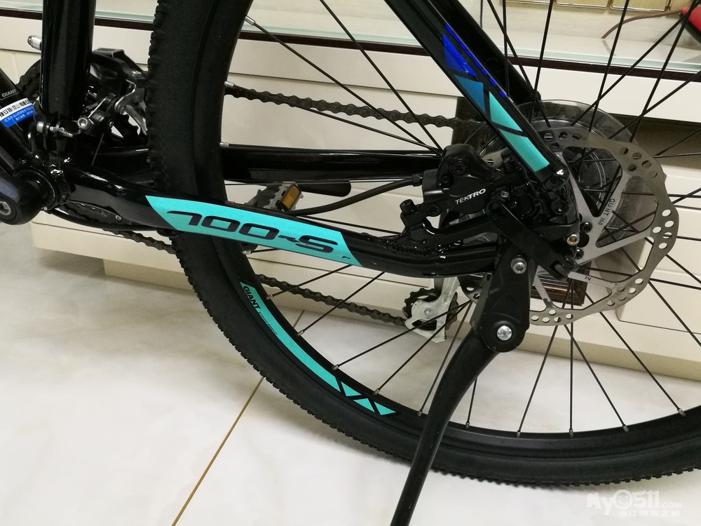 出18款捷安特atx700s