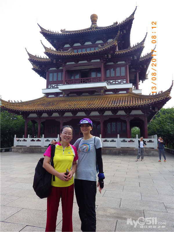 山起楼什么成语_成语故事简笔画(3)