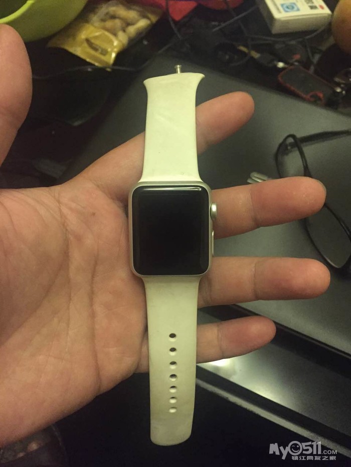 applewatch怎么看是否拆修过 170824160005d97cffd8b75586.jpg