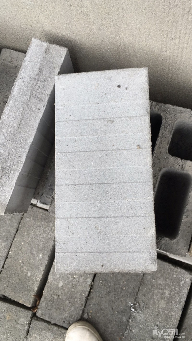 蒸压灰砂砖厂家直销