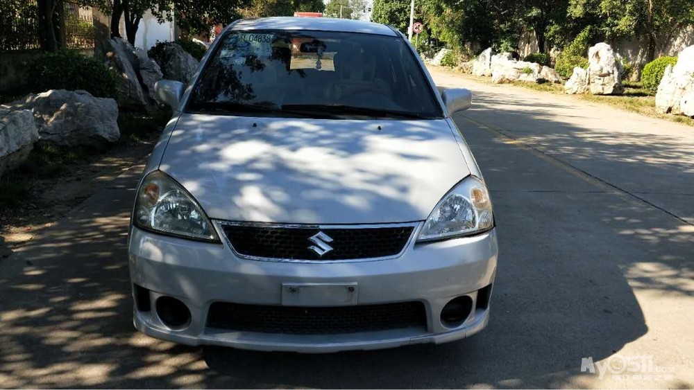 10年昌河铃木利亚纳出售!