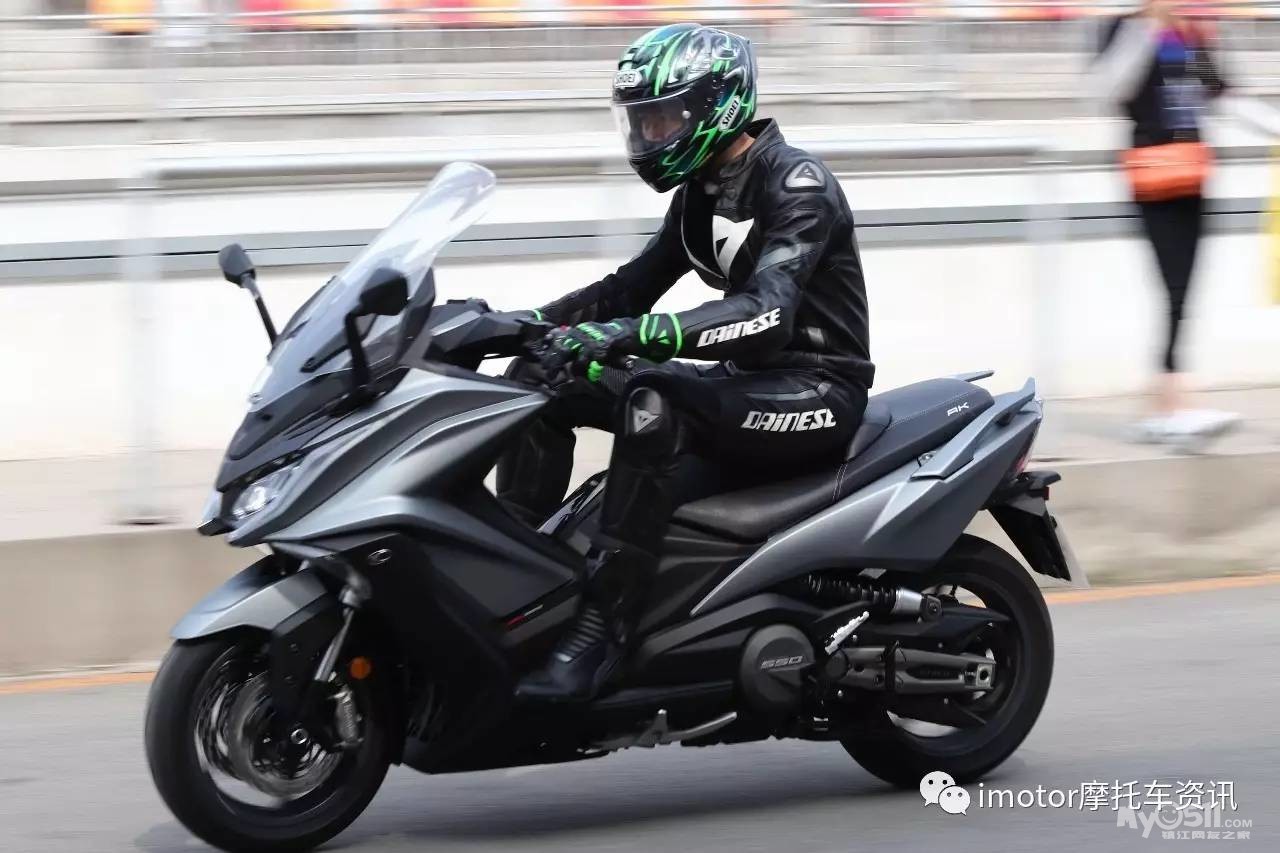 光阳ak550,赛艇400试驾会