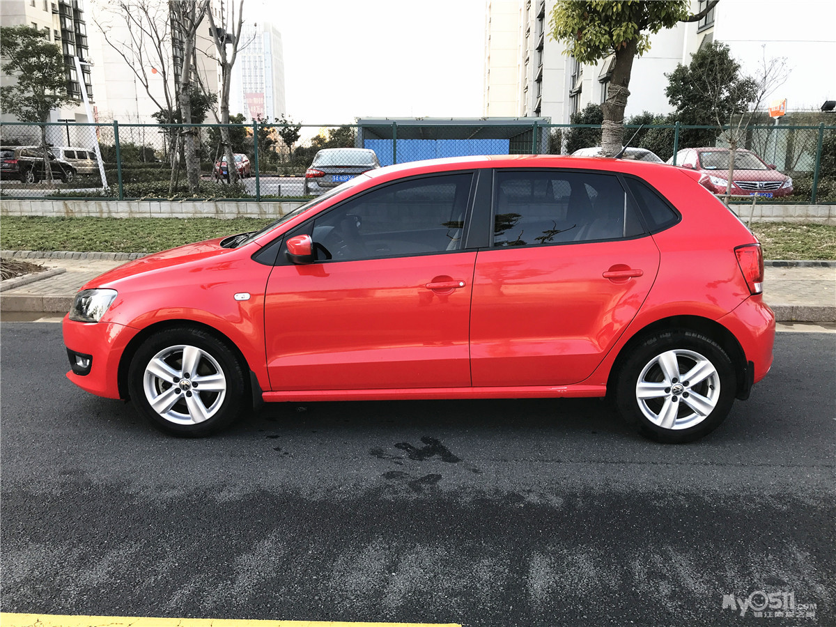 出售12年4月自动挡红色大众polo