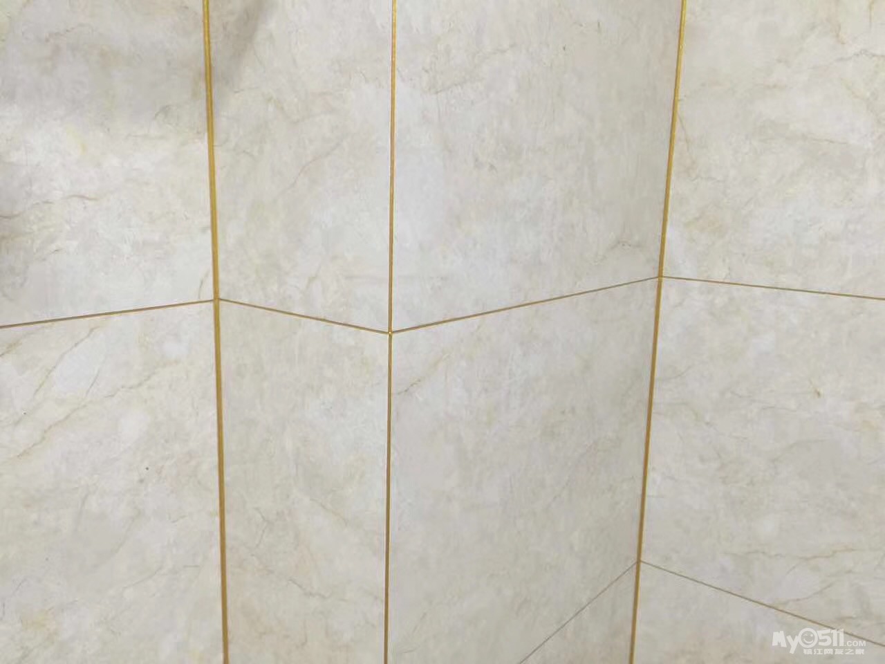 171222214338906c46fd5b65aa.jpg