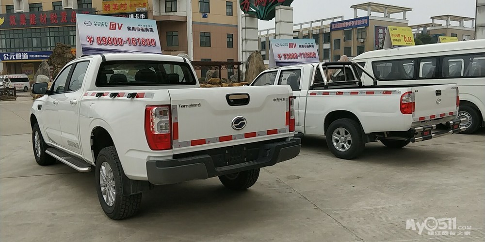 中兴皮卡柴油四驱车