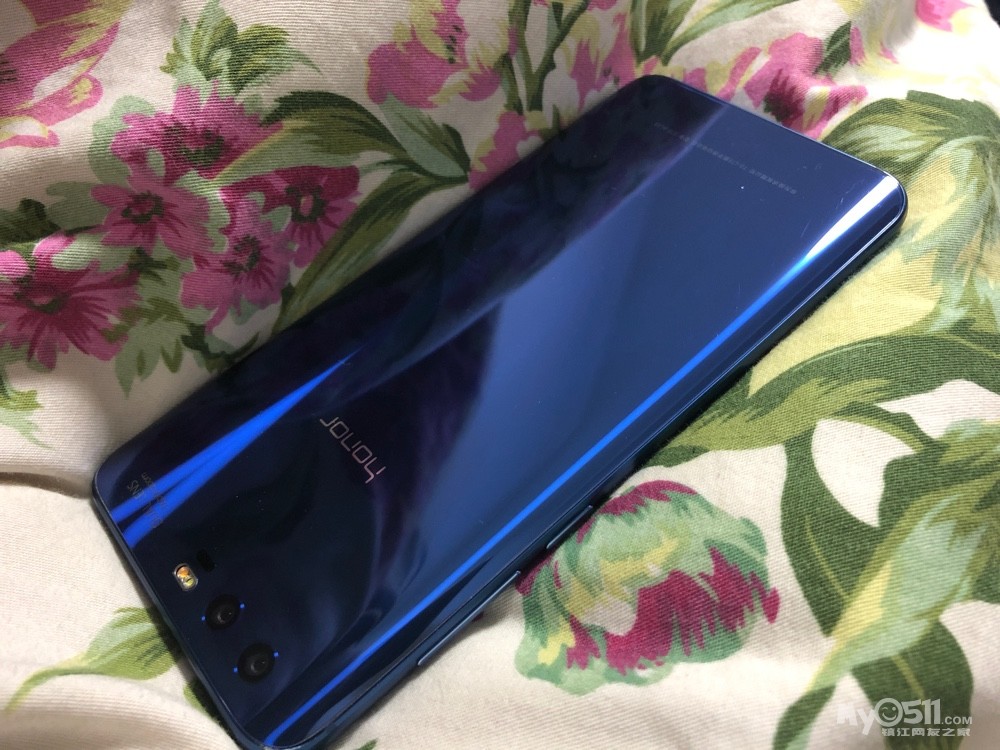 转华为荣耀9,128g大内存.