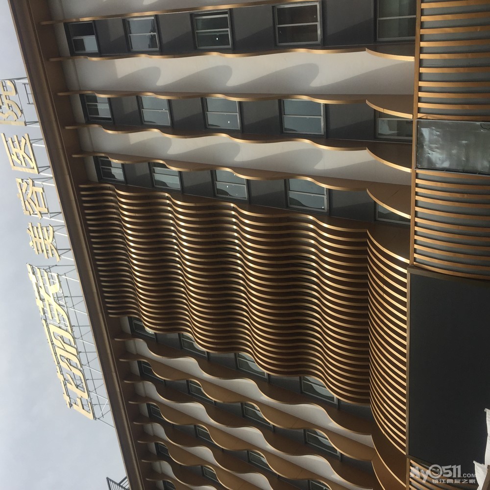 芘丽芙美容医院现招保洁两名