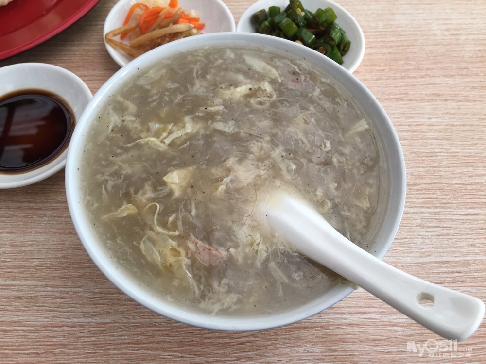 早间水煎包,辣汤滋味---便民小吃街徐州水煎包