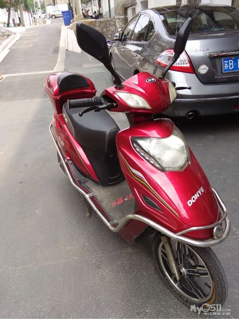 转9成新东野电动车