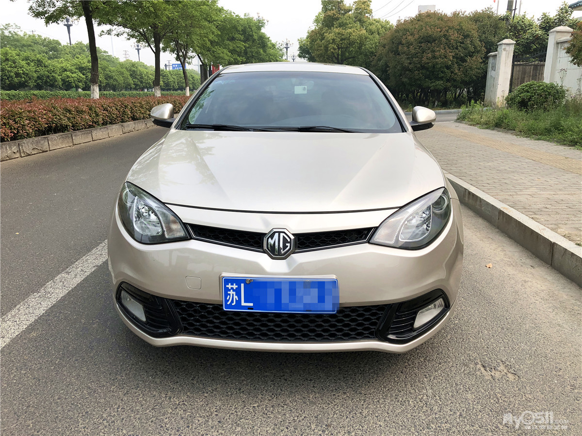 出售名爵mg6 14年启用手动天窗豪华版 一键启动/真皮/外型时尚/空间