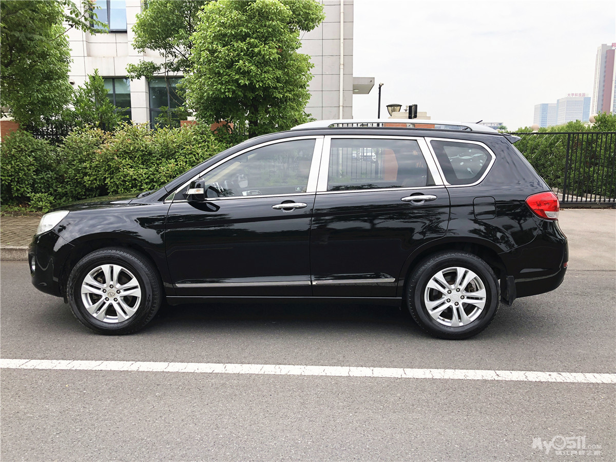 出售哈弗h6 13年手动挡 涡轮增压/倒车影像/导航/真皮/外观大气/超大