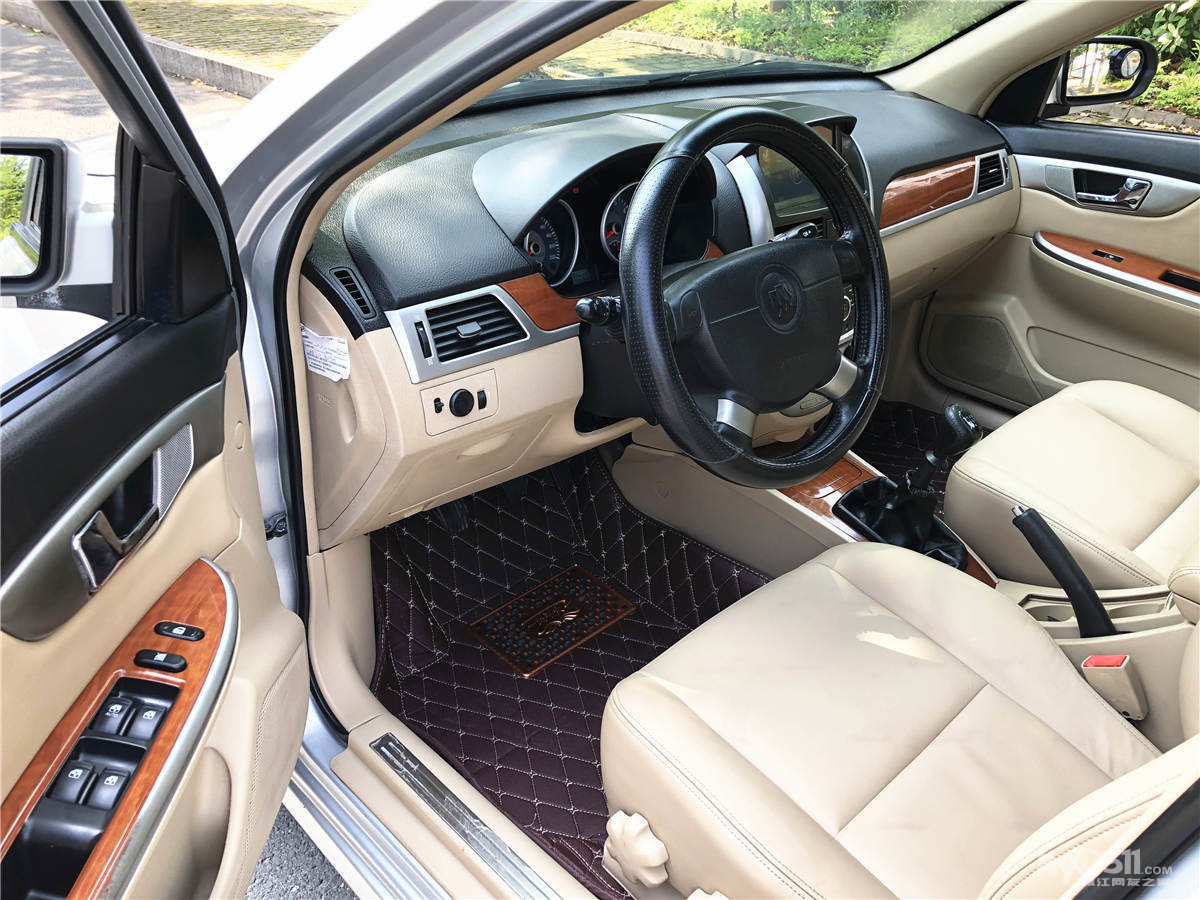 出售别克凯越 09年手动天窗豪华版 倒车影像/导航/真皮/透镜大灯/空调