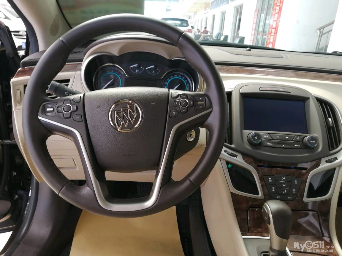 14年别克君越 3万公里 全程4s店保养