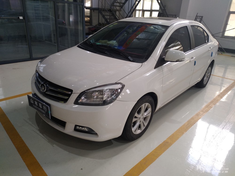 镇江山水车行 16年 长城c30 手动带天1.5l 白色