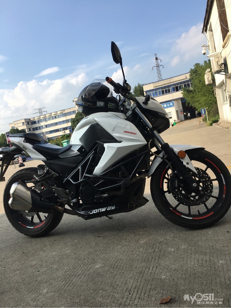 永源350电喷水冷双缸摩托车街跑趴赛.