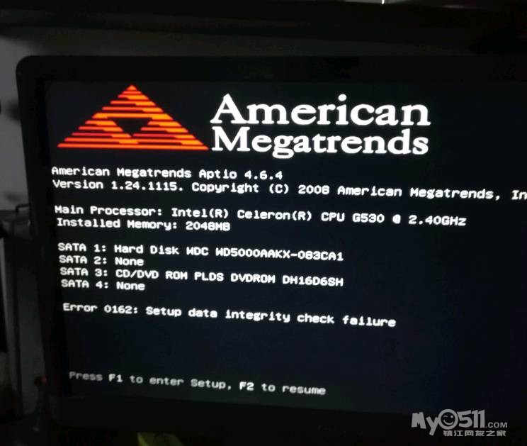 请教各位大神,电脑开机这个画面,如何破解,谢了