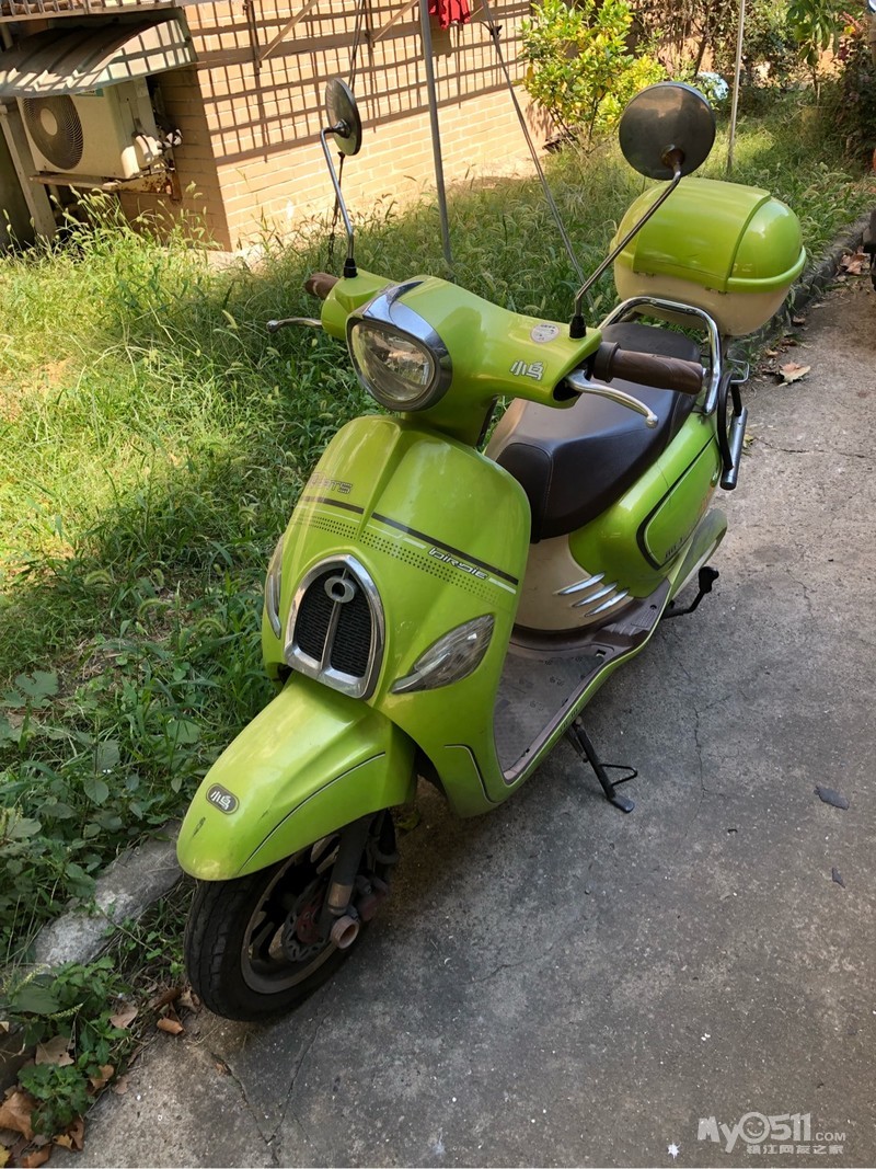 九成新小鸟电动车