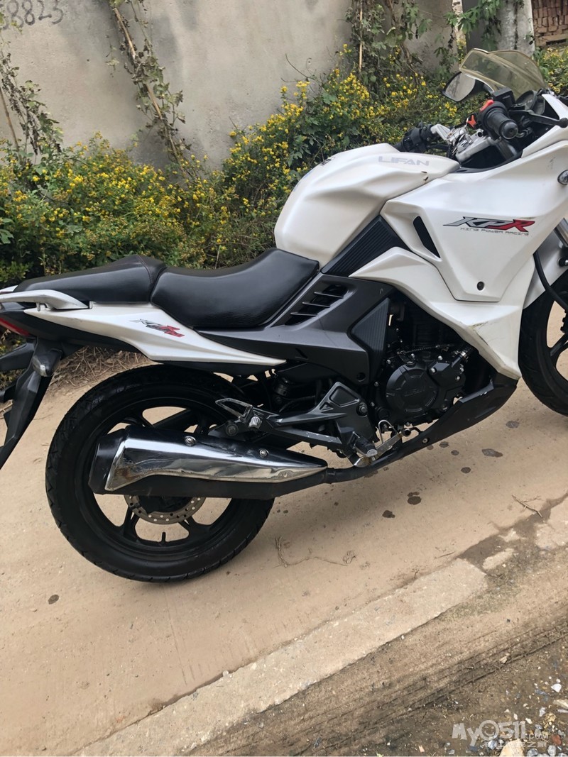 03 力帆kpr水冷六档摩托车赛车,手续齐全.