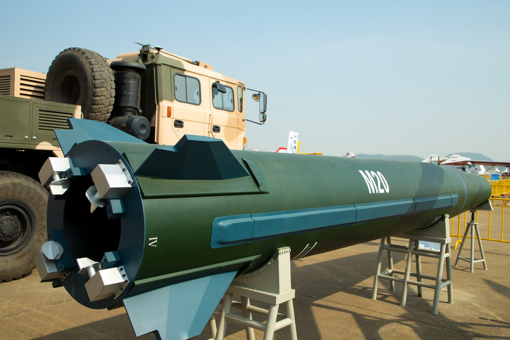 显示exif信息   通用导弹发射车(m20导弹)