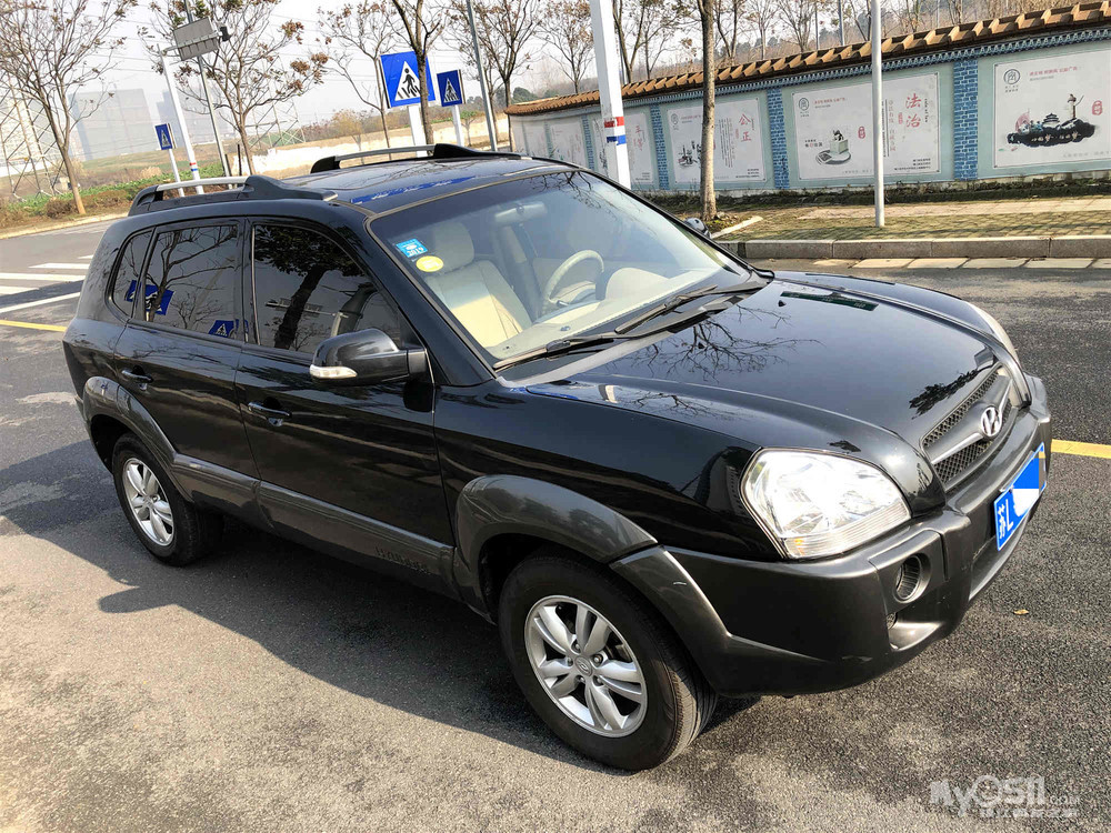 出售现代途胜 2011年手动天窗豪华版suv 倒车影像/超大空间/皮实耐用