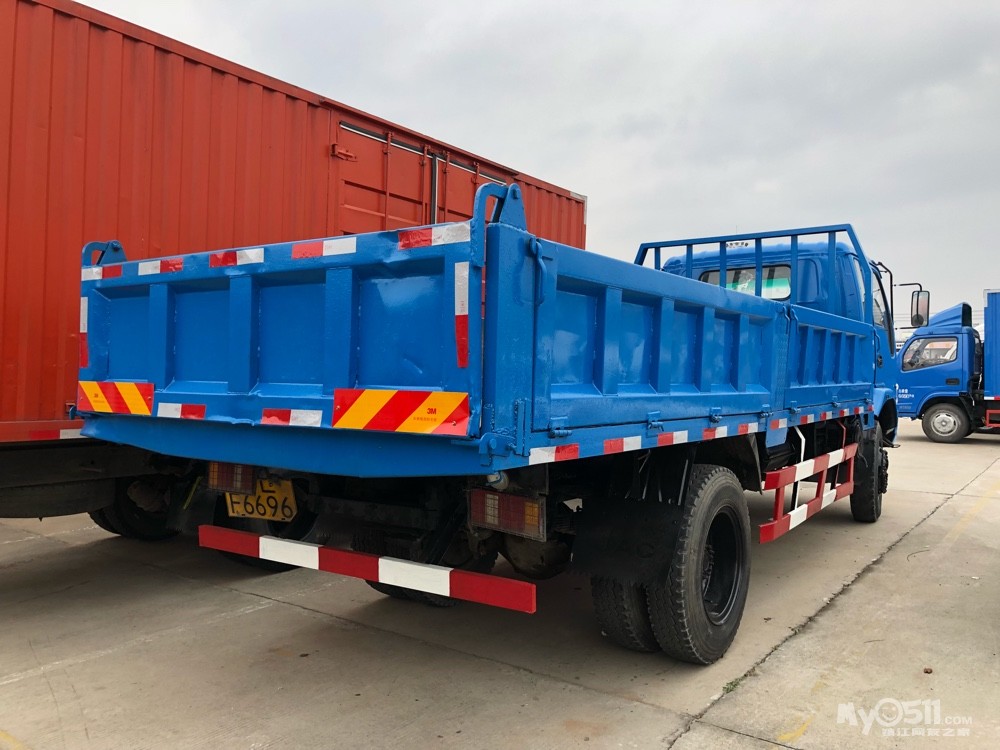 转让2010年12月江淮鼎力自卸车