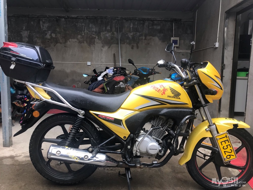 本田125跨骑,配置高,脱审了,裸车出.