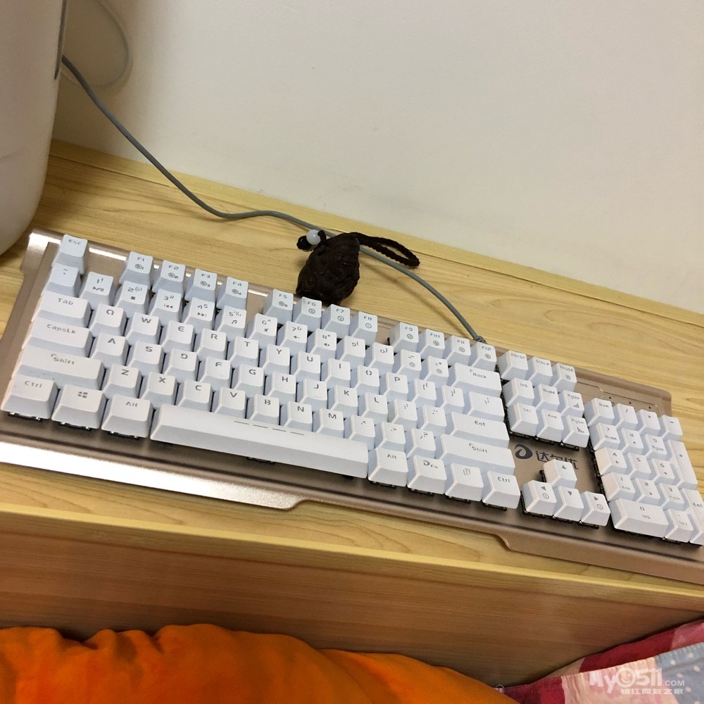 达尔优ck525背光青轴可插拔式机械键盘