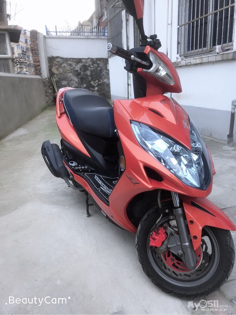 本人出售2018年光阳弯道情人踏板150acc一辆!