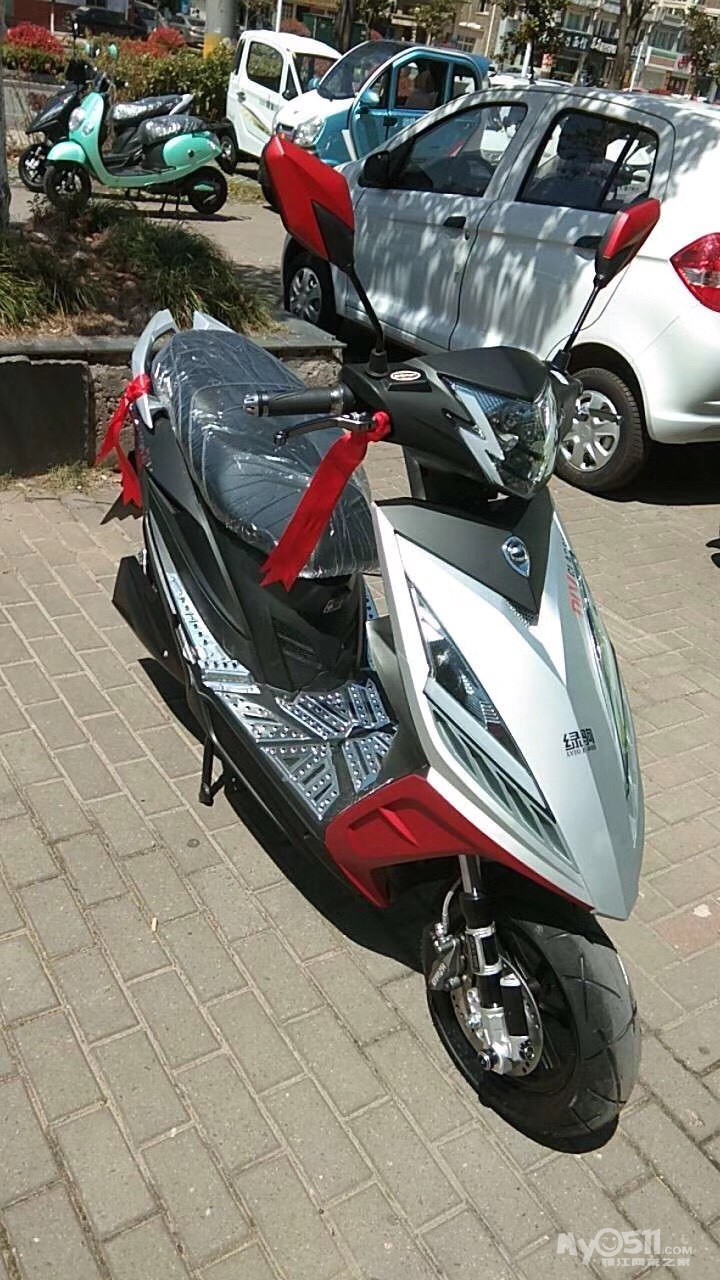 7220战速9成新,发票保修卡手续齐全