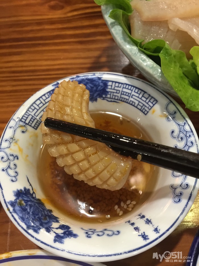 190405121062ff0207f0e78ccb.jpg