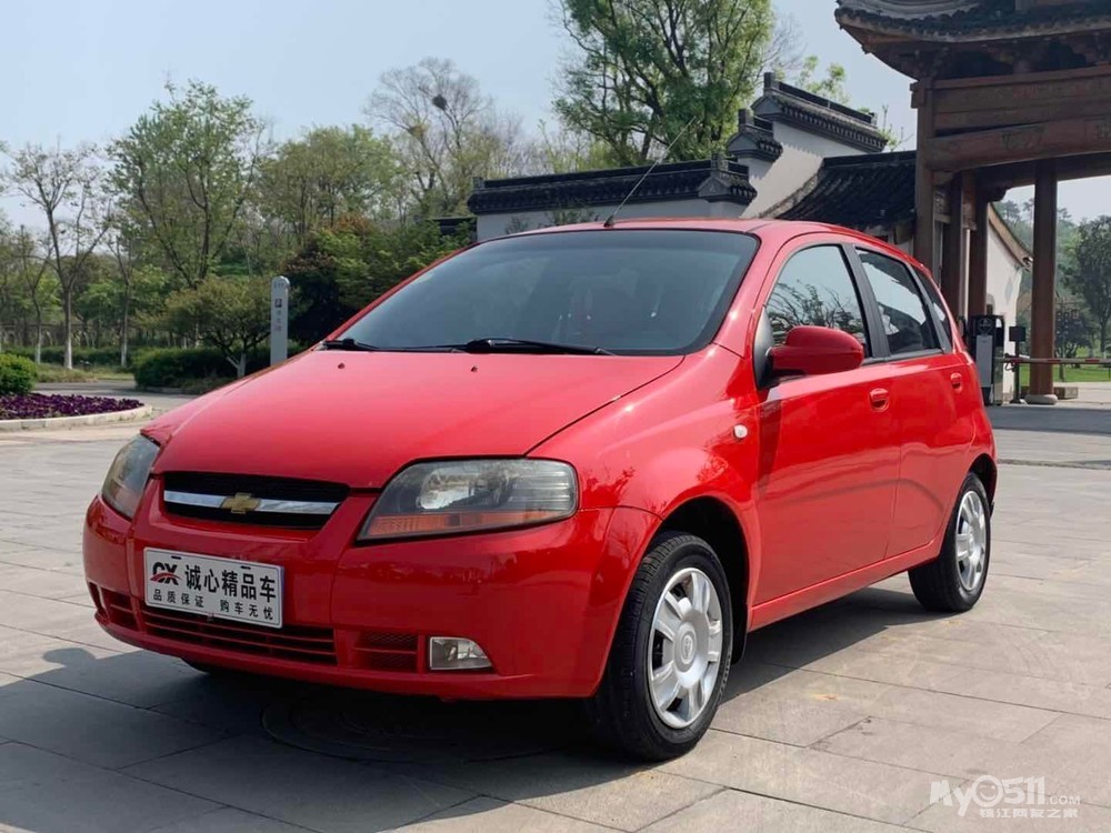 出售雪佛兰乐骋1.4 l手动天窗豪华版/ 个人一手精品车/ 0.98 万开回家