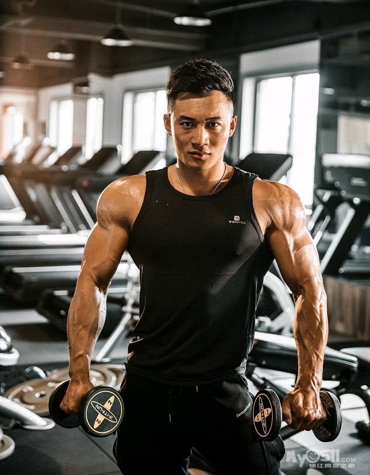 博派健身五年通卡带游泳2980,两年通卡带游泳1980,一年卡1111