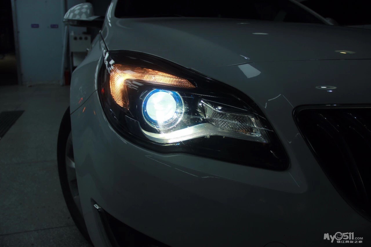 君威改灯 君威加装氙气灯 君威改装效果图 镇江动力灯改专业改灯