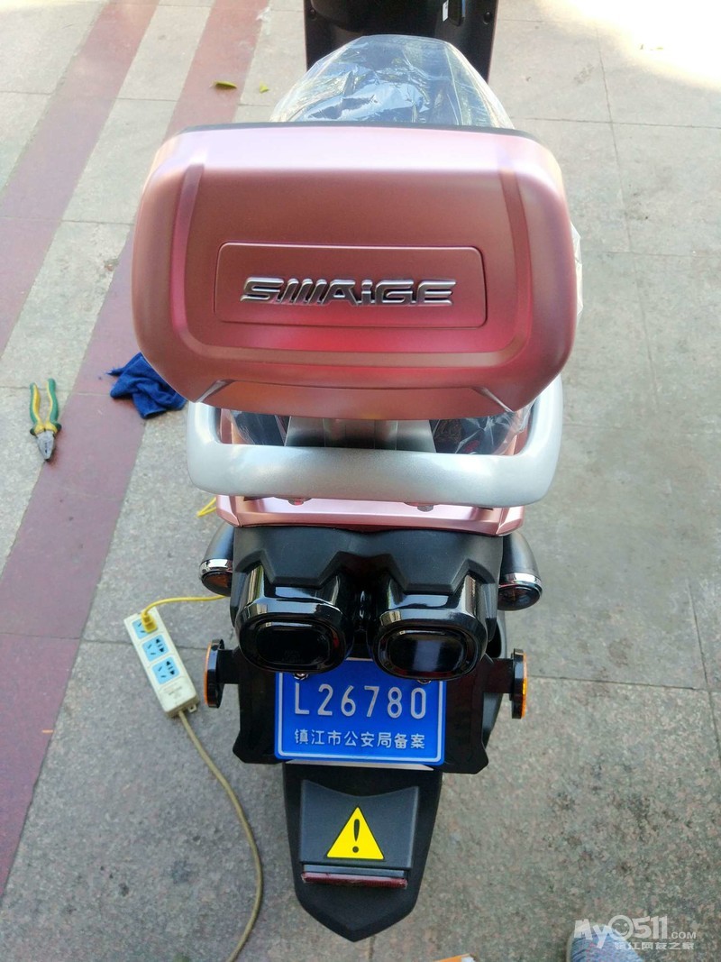 电动车大电池小电机 qn_1558760501871111_766rs.jpg