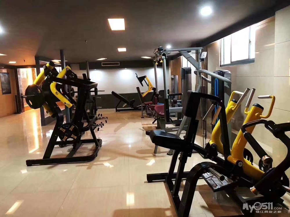 品尚健身房,还有游泳培训呦
