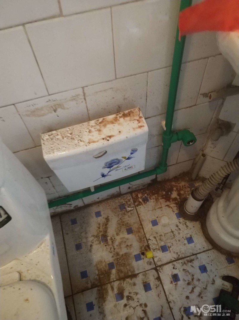 水管漏水怎么补修 qn_1567142759519367_819rs.jpg
