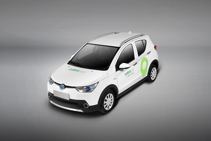 小灵狗出行 租车仅799元/月 买车2.