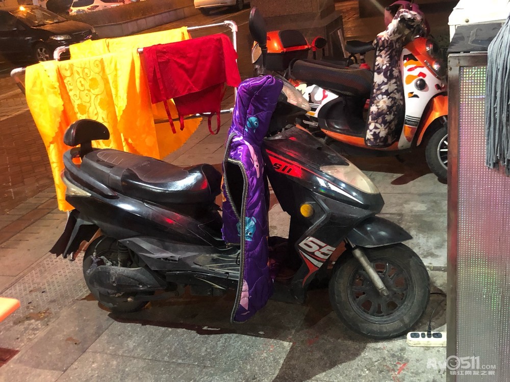 闲置转让 03 两辆60v电动车  过年回家两辆电动车转给需要的人,男士