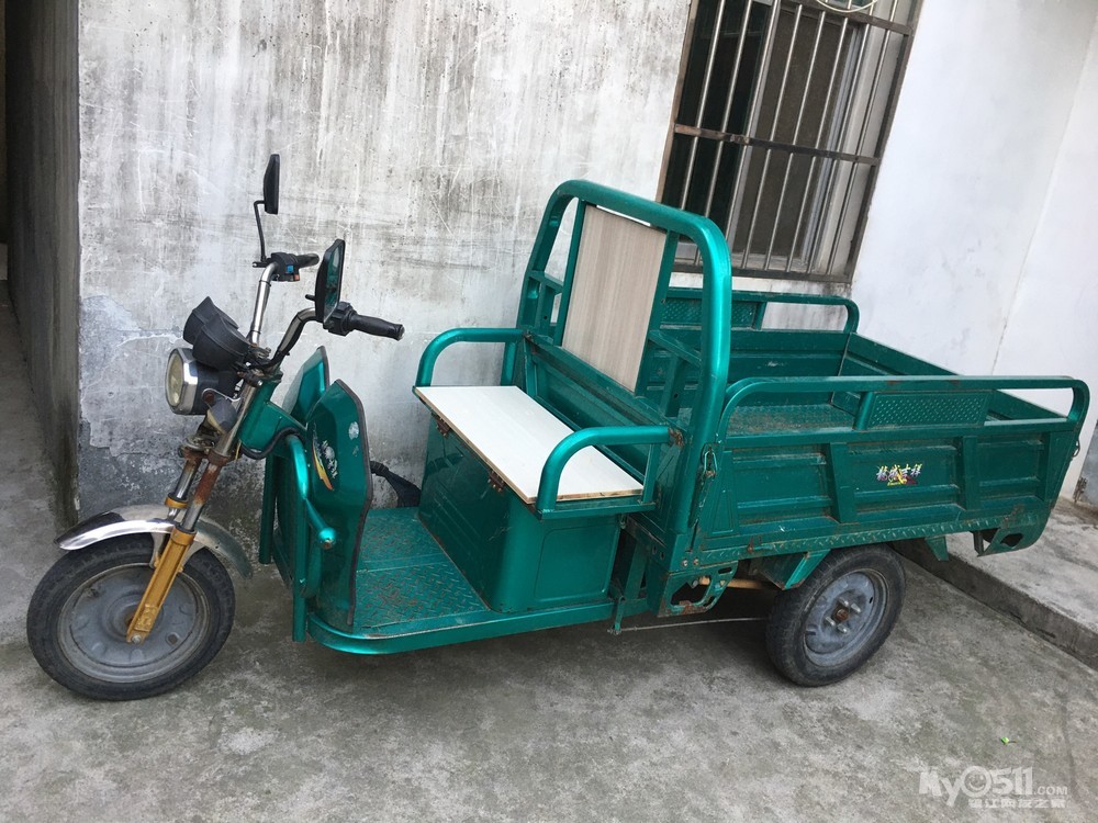 电动三轮车低价转让