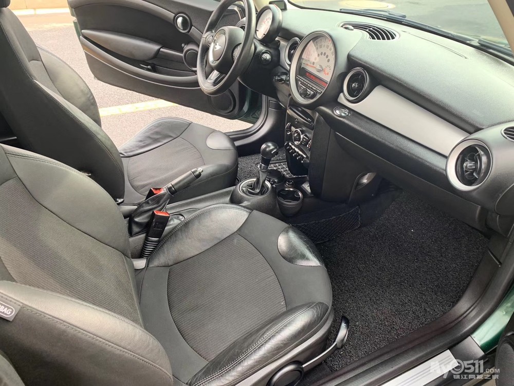 出售宝马mini/13年mini/运动座椅/全景天窗/一键启动/定速巡航
