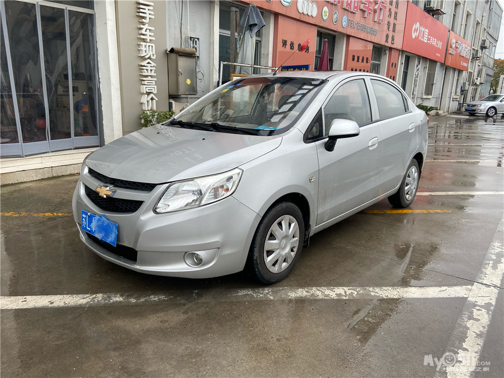 出售雪佛兰赛欧 2011年自动挡天窗豪华版 车身小巧/极低油耗/保险全