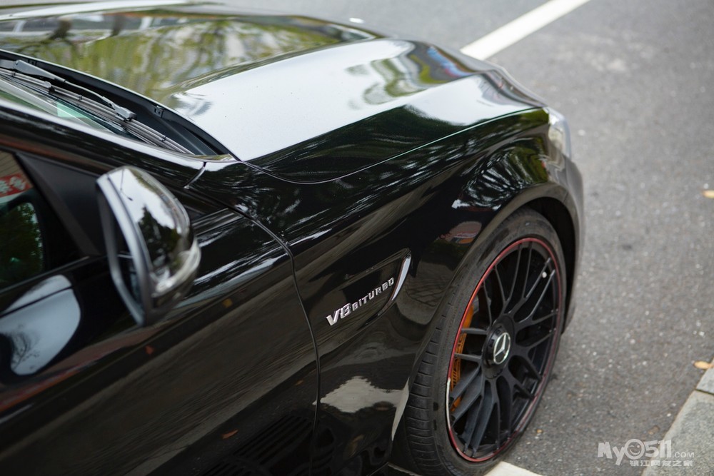 源计划出品#奔驰c63s全车改色高亮钢琴黑加装氛围灯案列