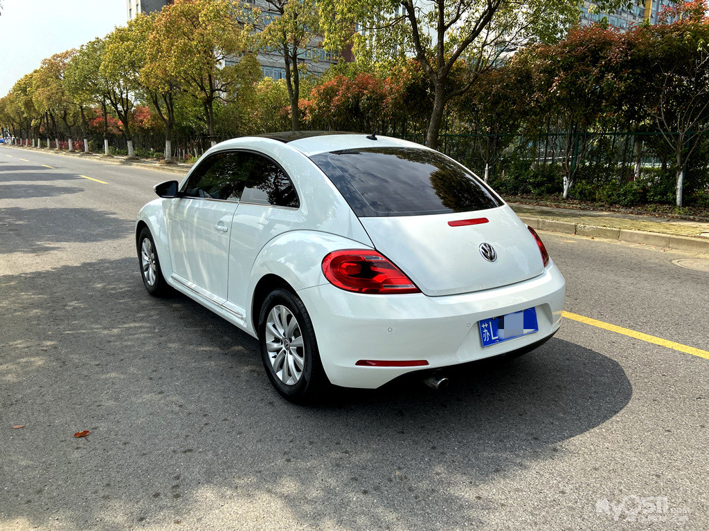 出售大众甲壳虫 2015年自动挡天窗顶配版 外观可爱颜值高/原版原漆