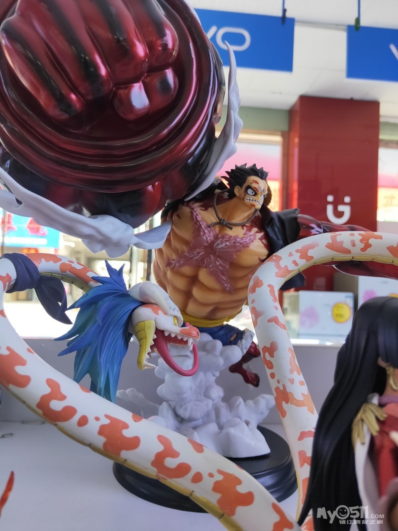 亏本转让个海贼王路飞四档大猿王手办