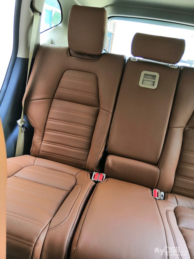 crv座椅加门板选用头层牛皮包覆,手缝真皮方向盘专车专用完工啦!