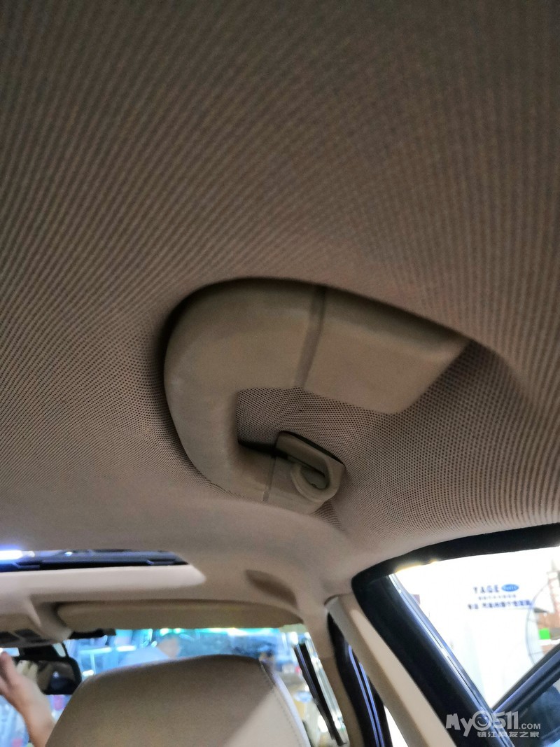 老款宝马五系顶棚翻新完工!需要的朋友联系我哦!