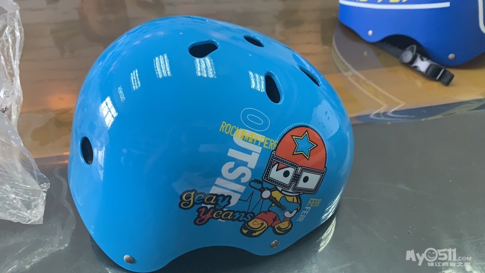 儿童运动版安全头盔!要的速度来