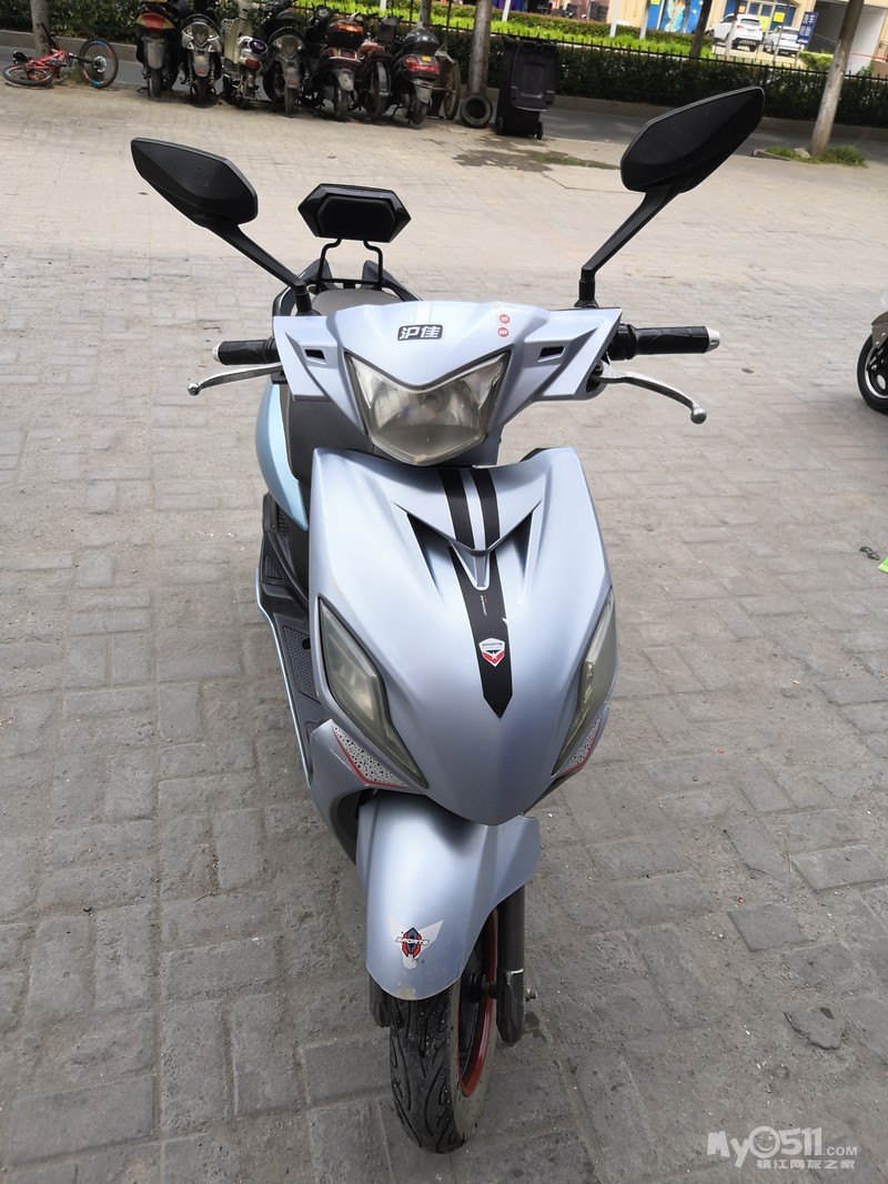 八九成新上海沪佳60伏电摩低价转让1100元 [广告推广]