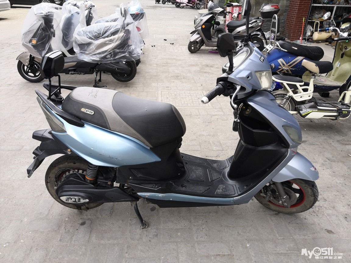 [电动车] 九成新上海沪佳60伏豪华电摩,前后碟刹低价转让1100元 [广告