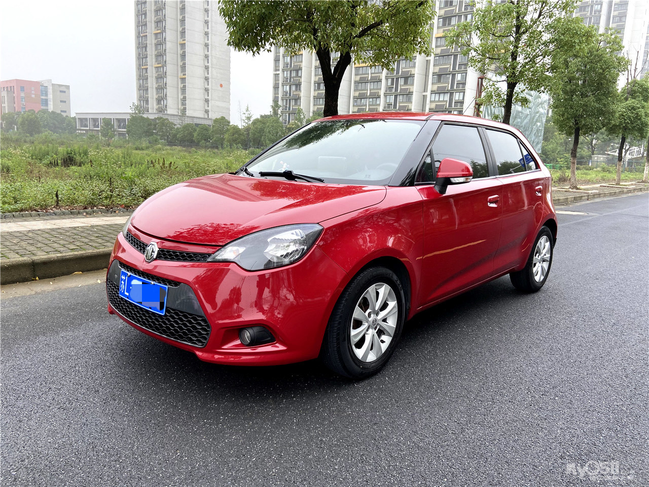 出售名爵mg3 2012年两厢自动天窗顶配版 空间超大/外形靓丽/保险全